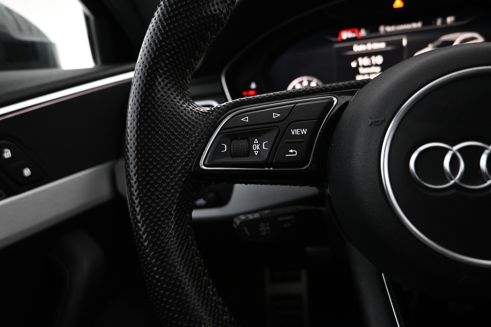 AUDI A4 2017