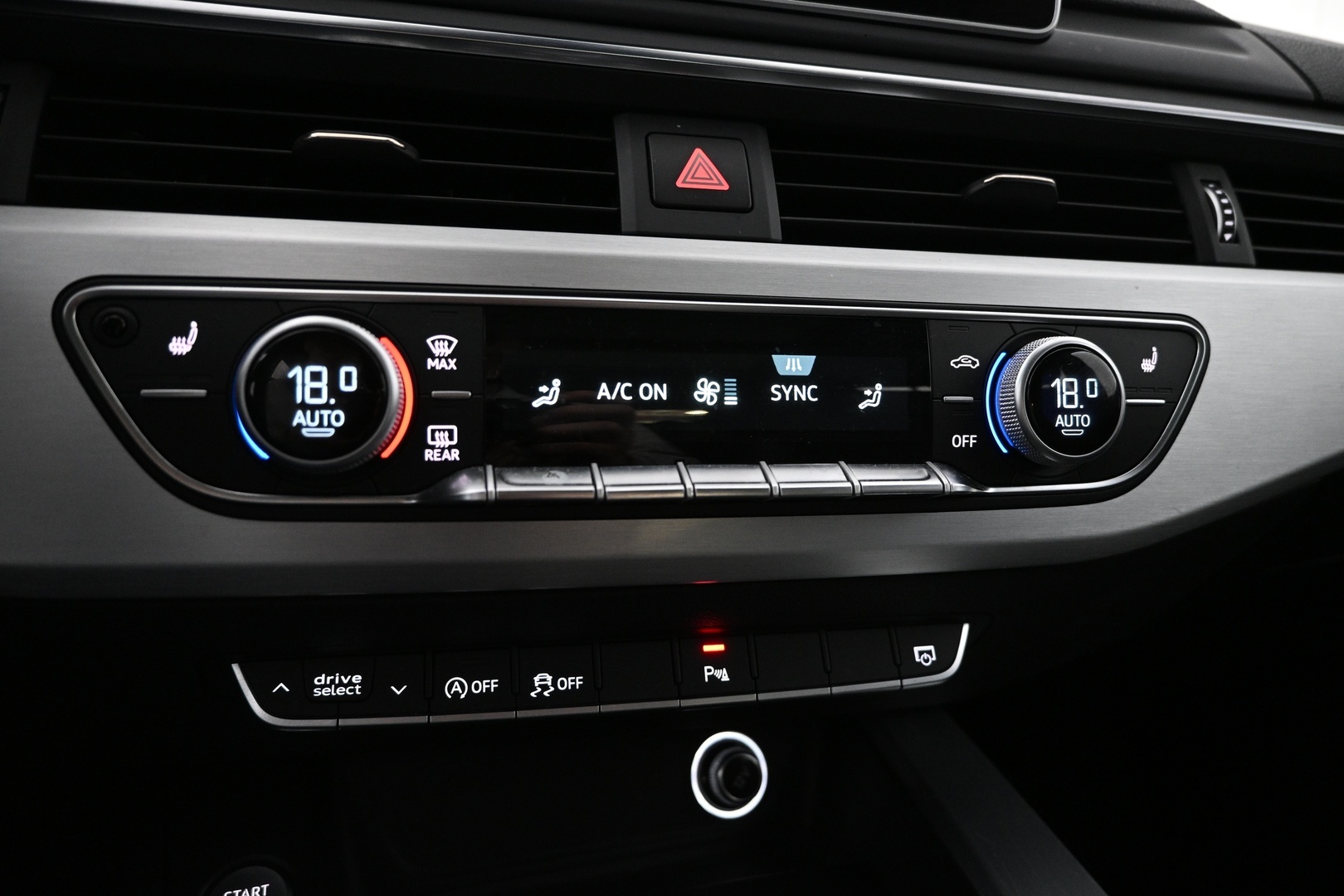 AUDI A4 2017