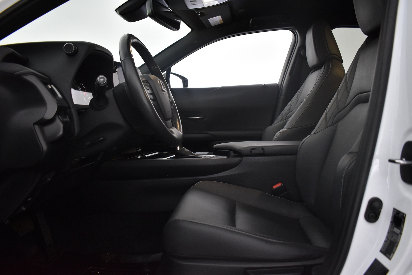 LEXUS UX 2022