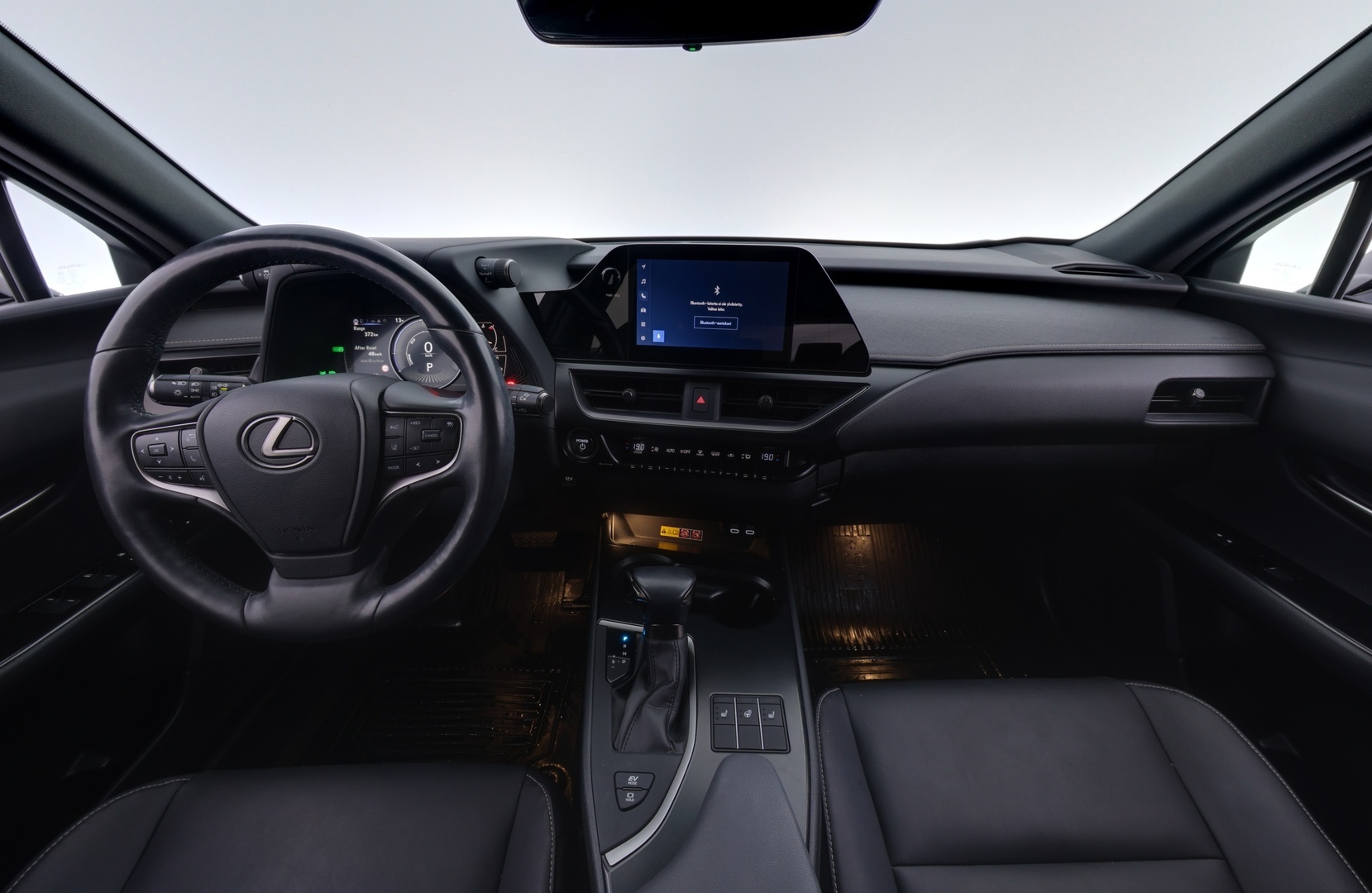 LEXUS UX 2022