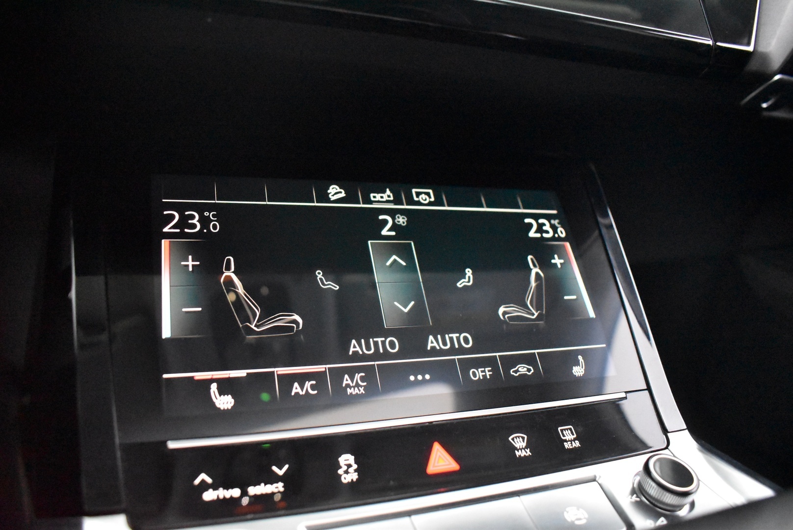 AUDI e-tron 2020