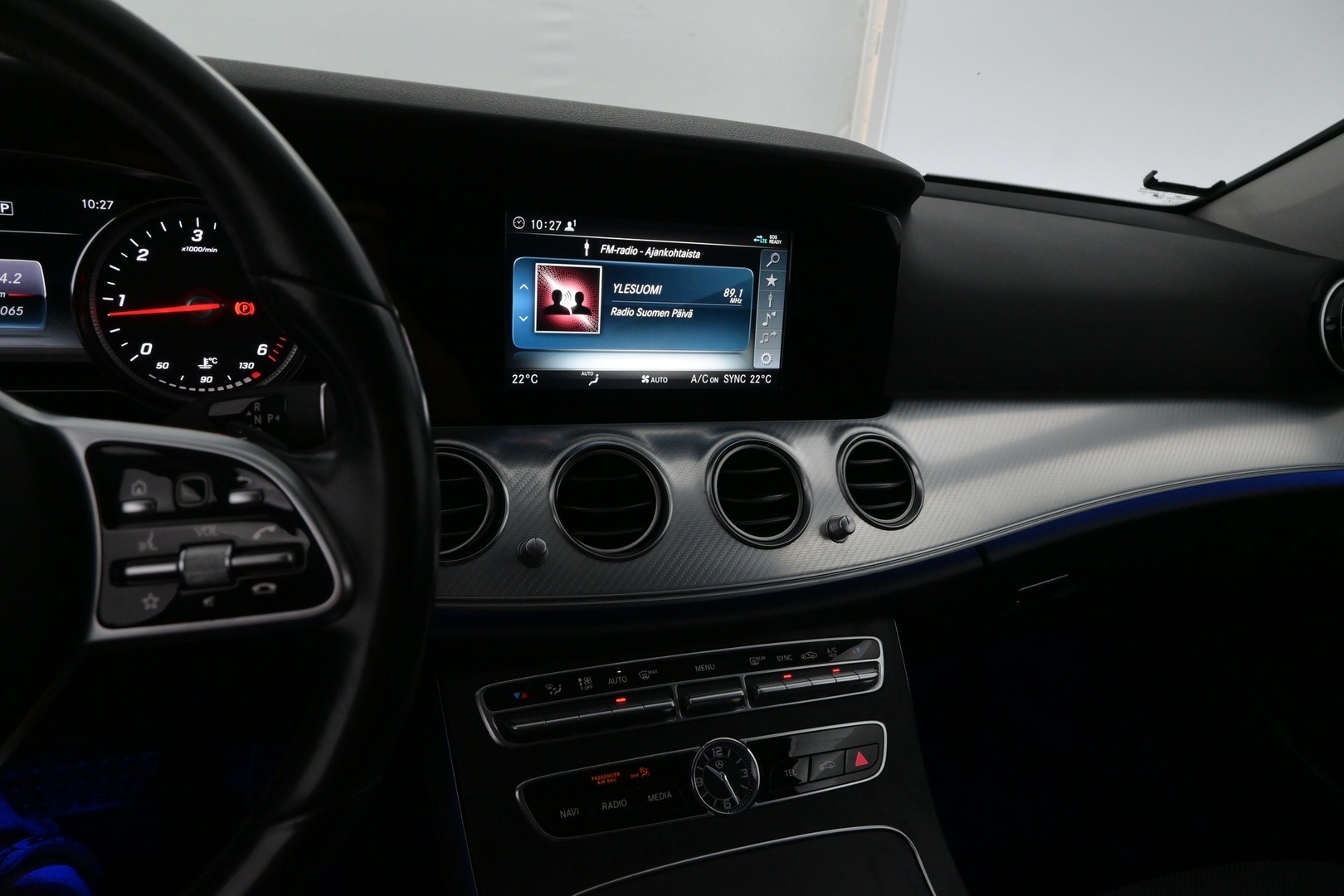 MERCEDES-BENZ E 2019