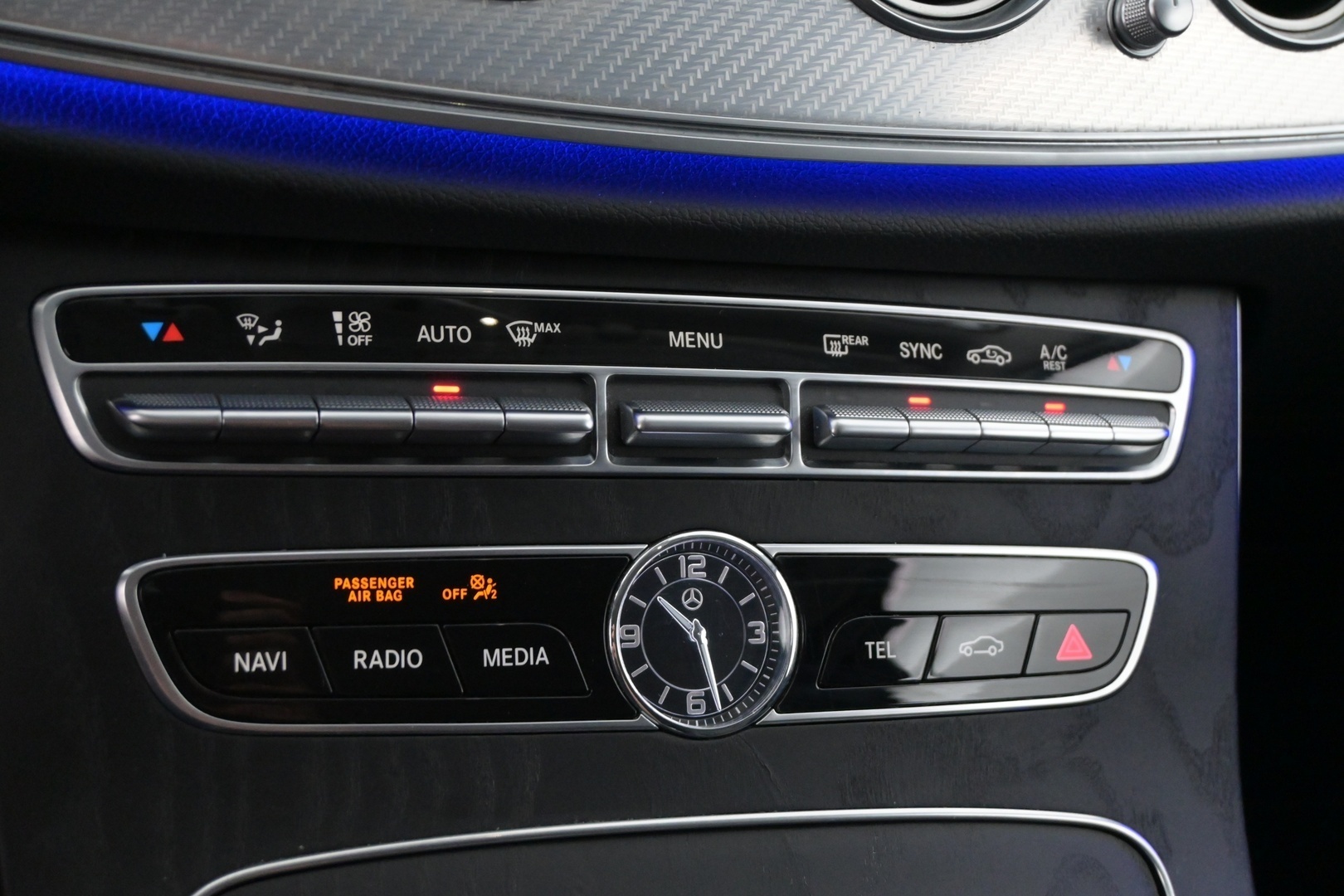 MERCEDES-BENZ E 2019