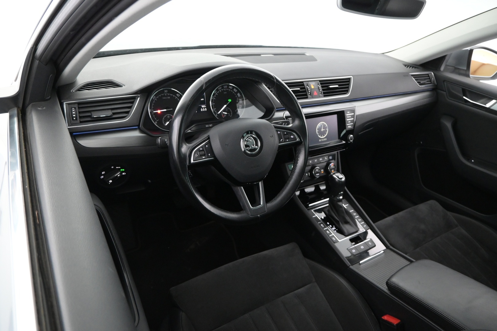 SKODA Superb 2016