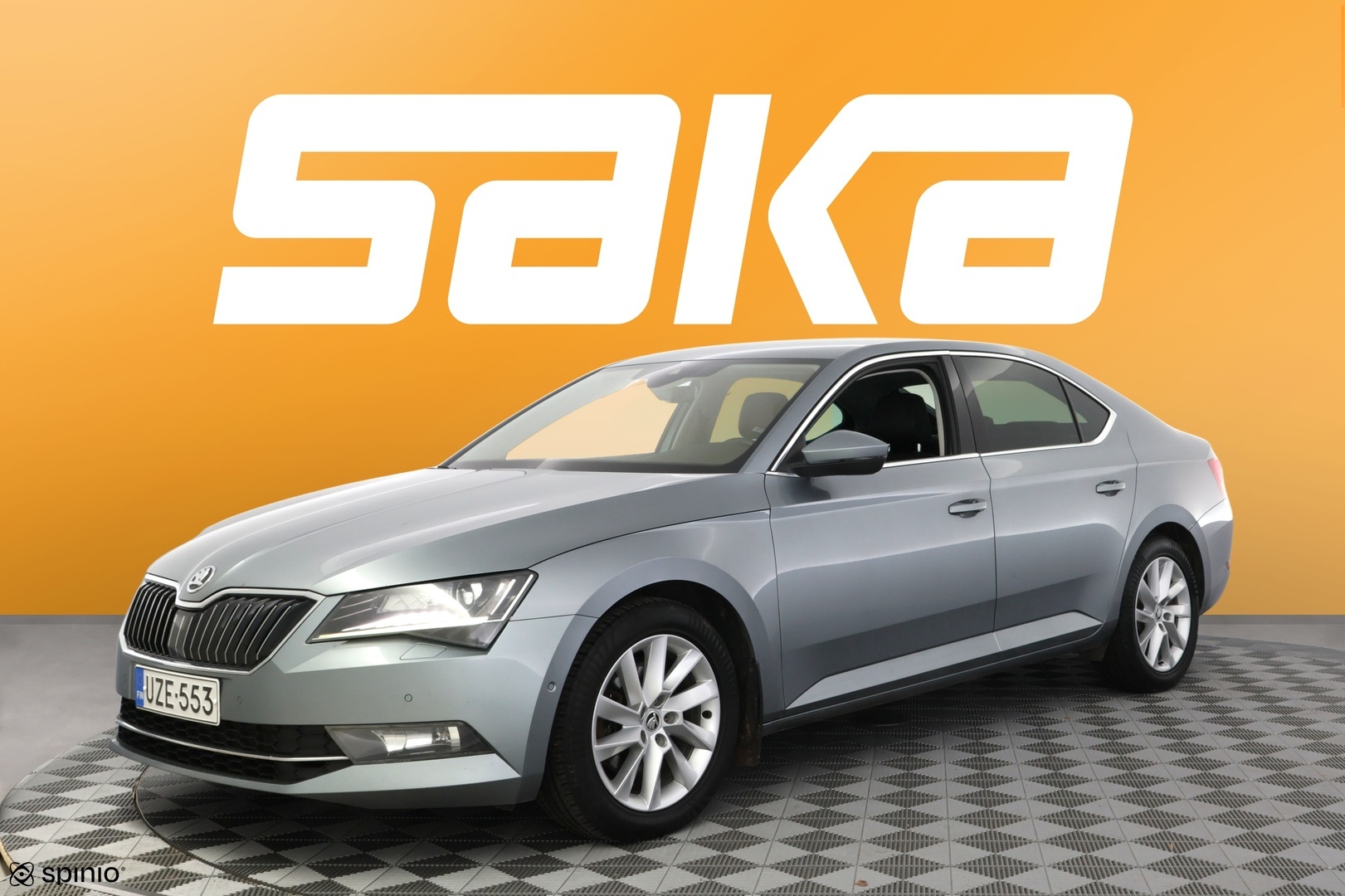 SKODA Superb 2016