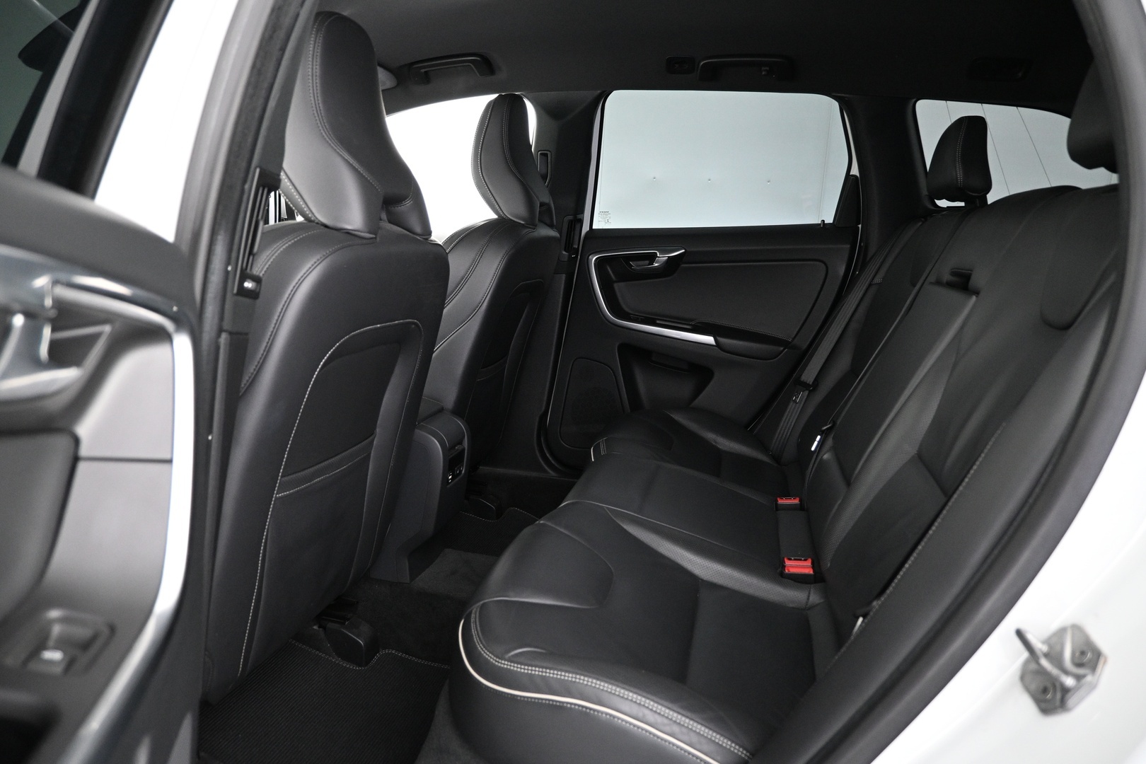 VOLVO XC60 2016