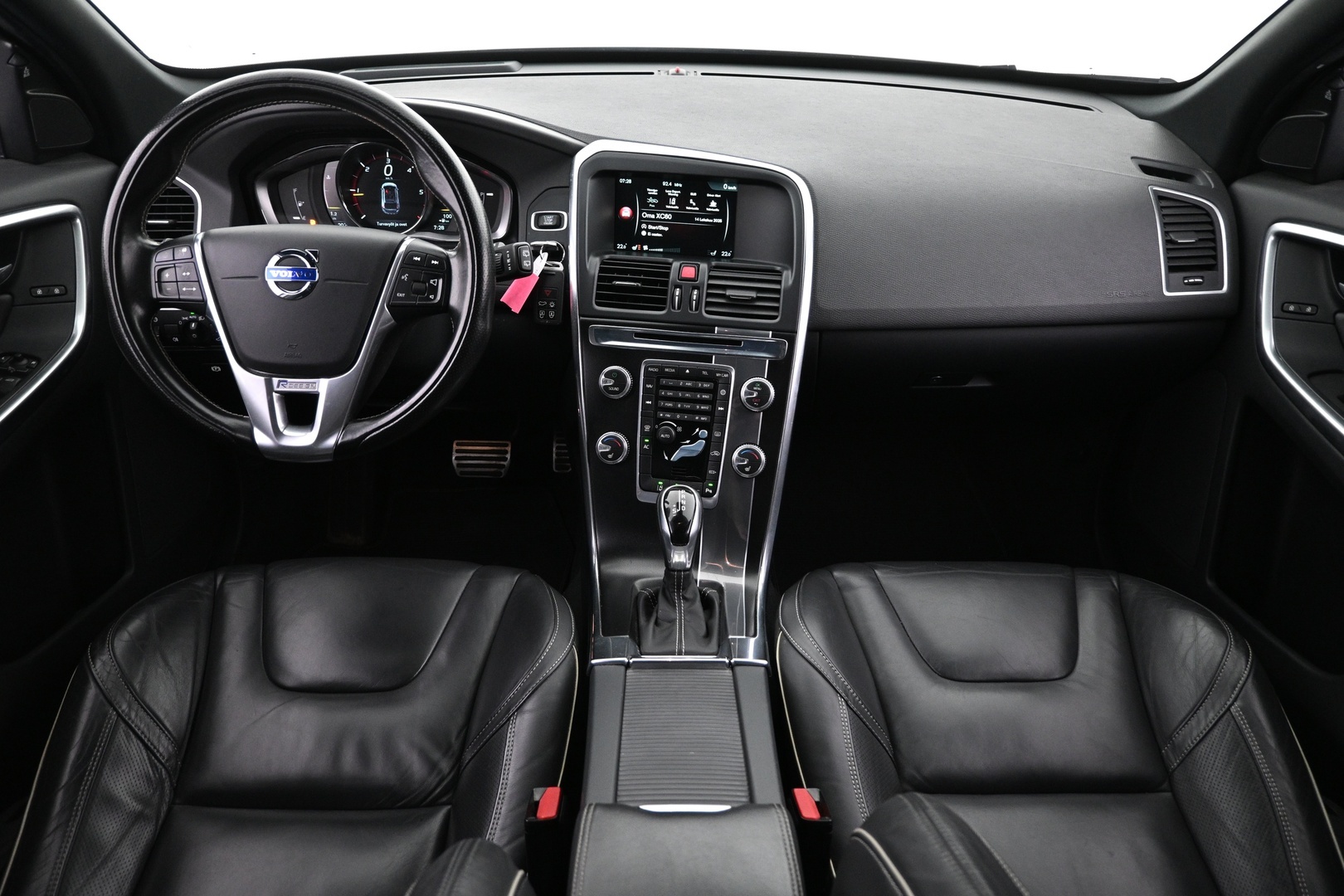 VOLVO XC60 2016