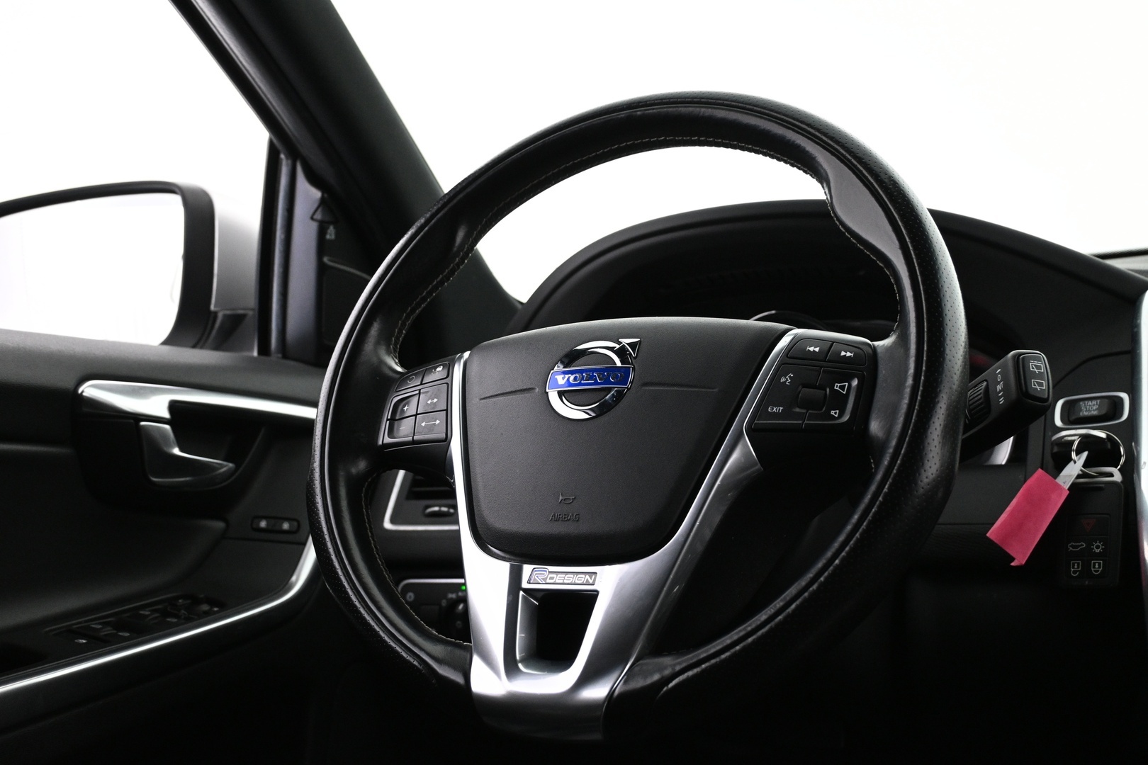 VOLVO XC60 2016