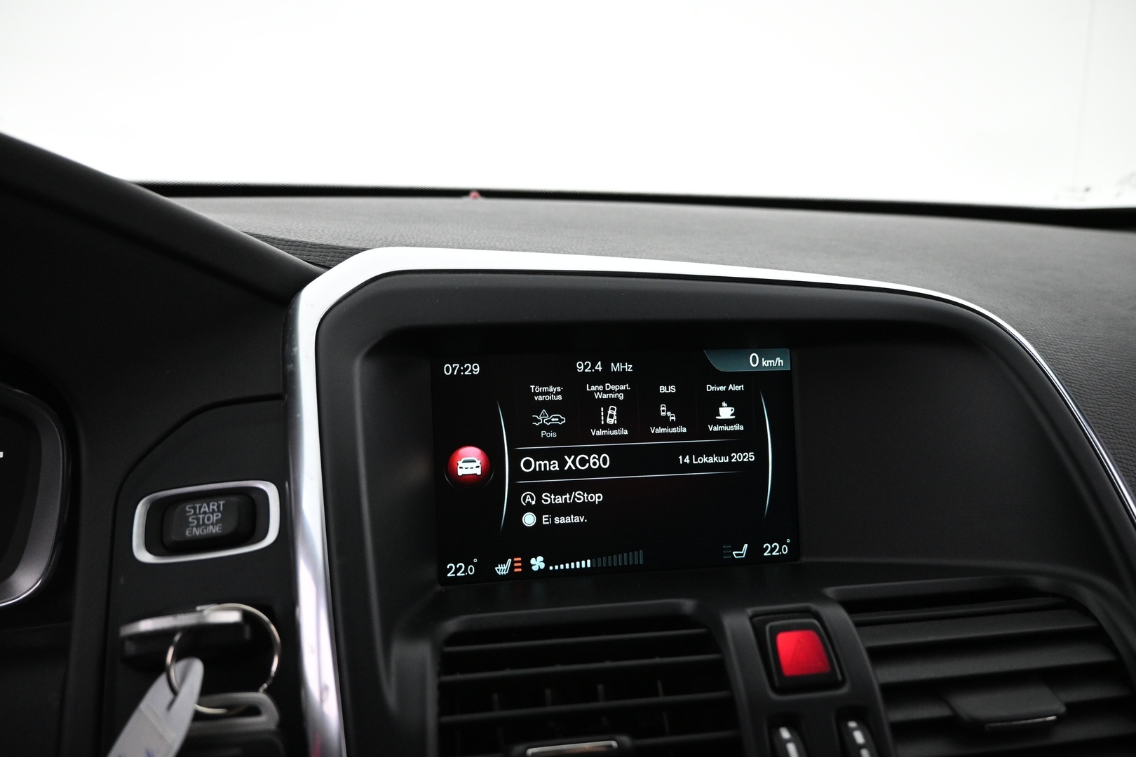 VOLVO XC60 2016