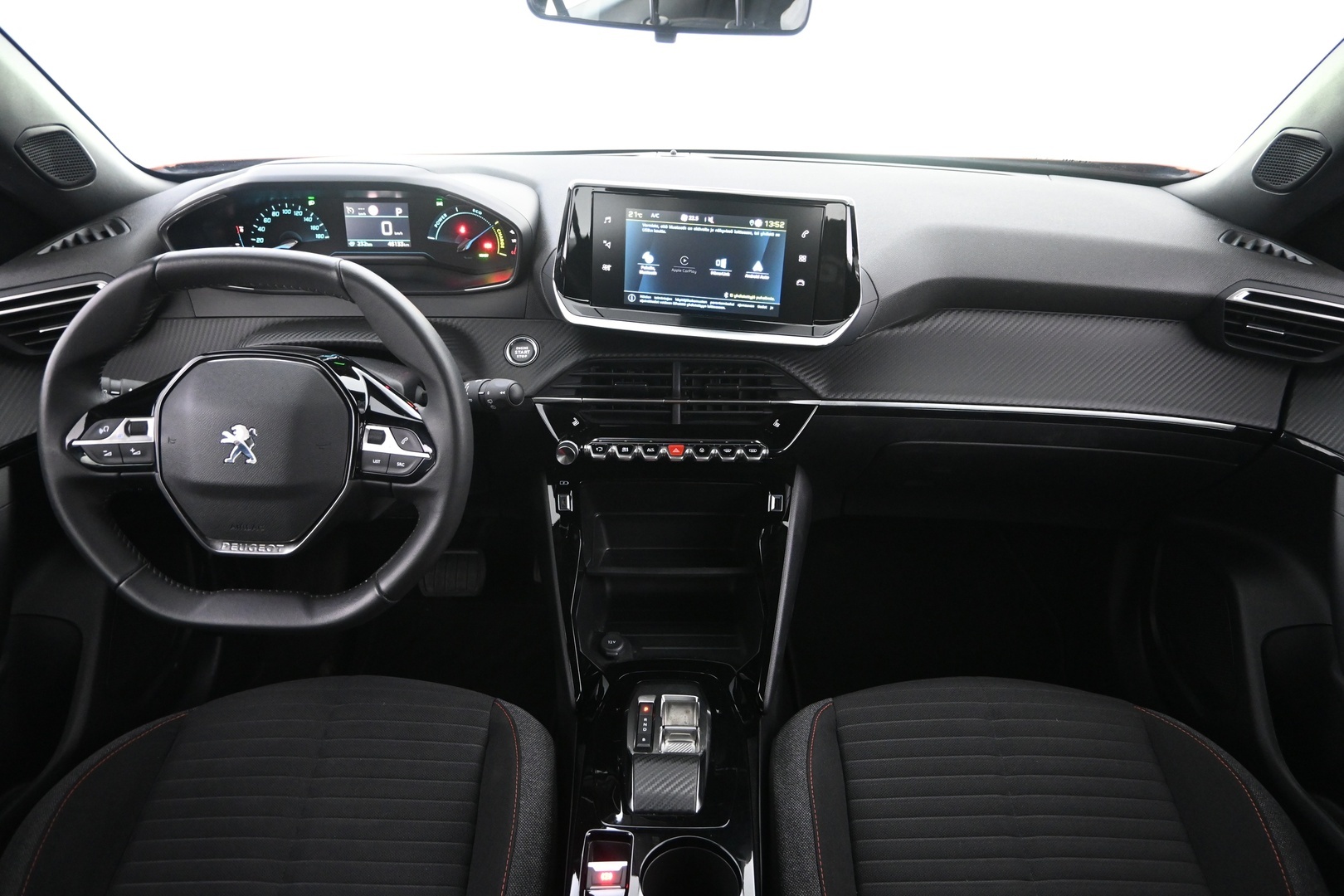 PEUGEOT e-2008 2023