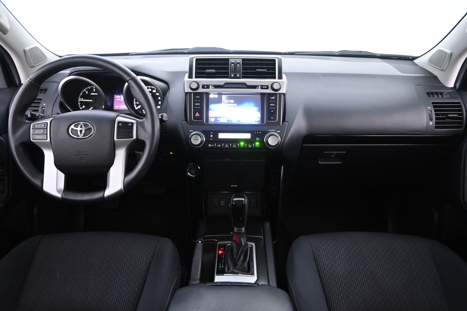 TOYOTA Land Cruiser 2016