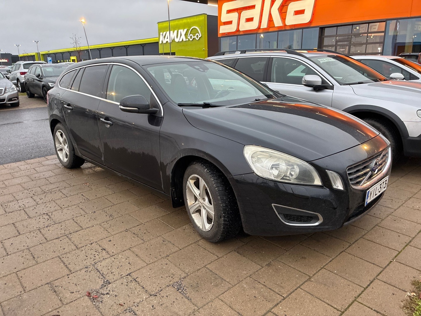 VOLVO V60 2012