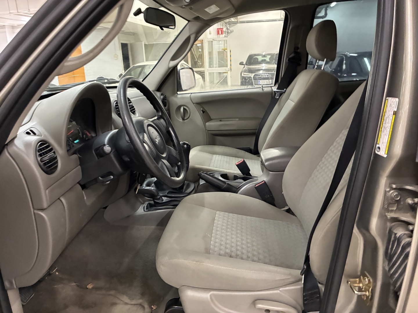JEEP Cherokee 2006
