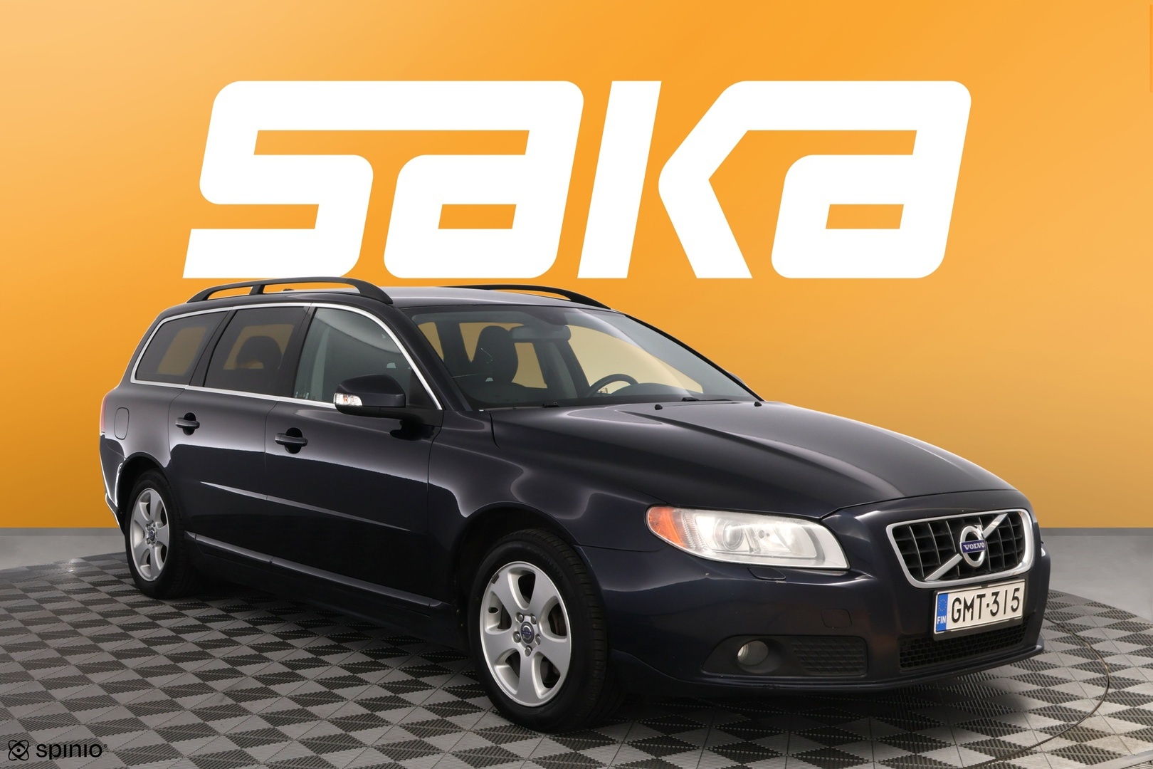VOLVO V70 2010