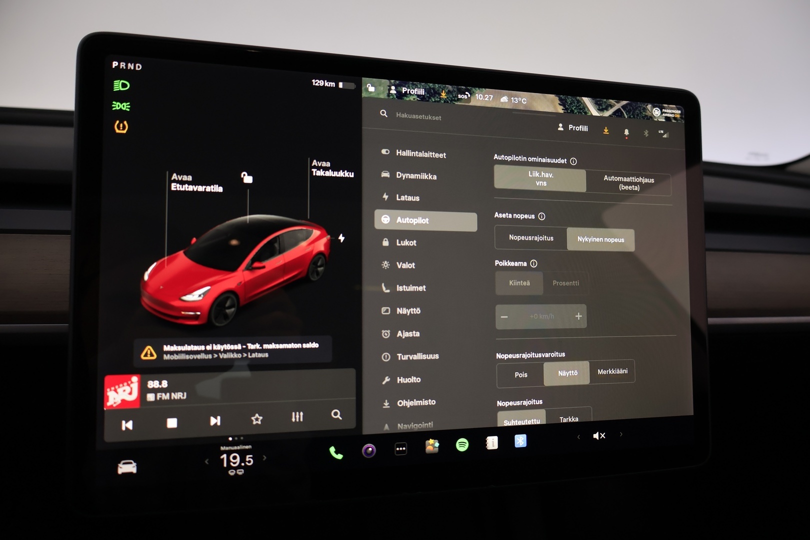 TESLA Model 3 2021
