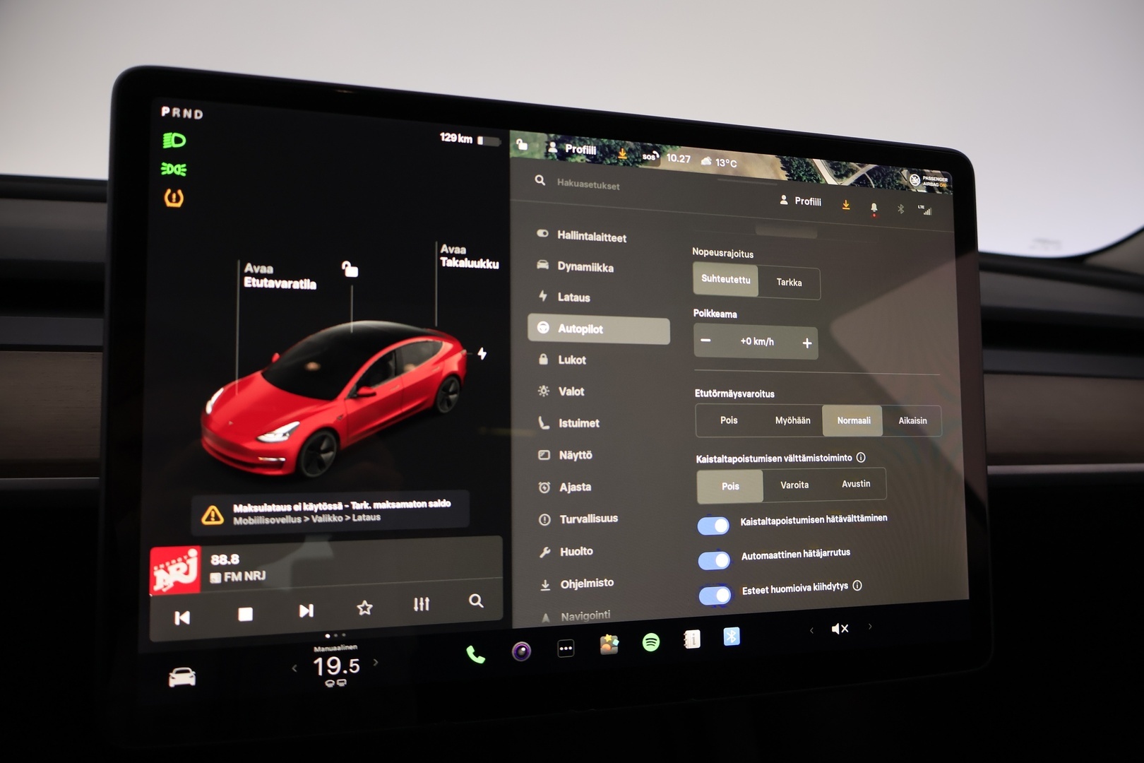 TESLA Model 3 2021