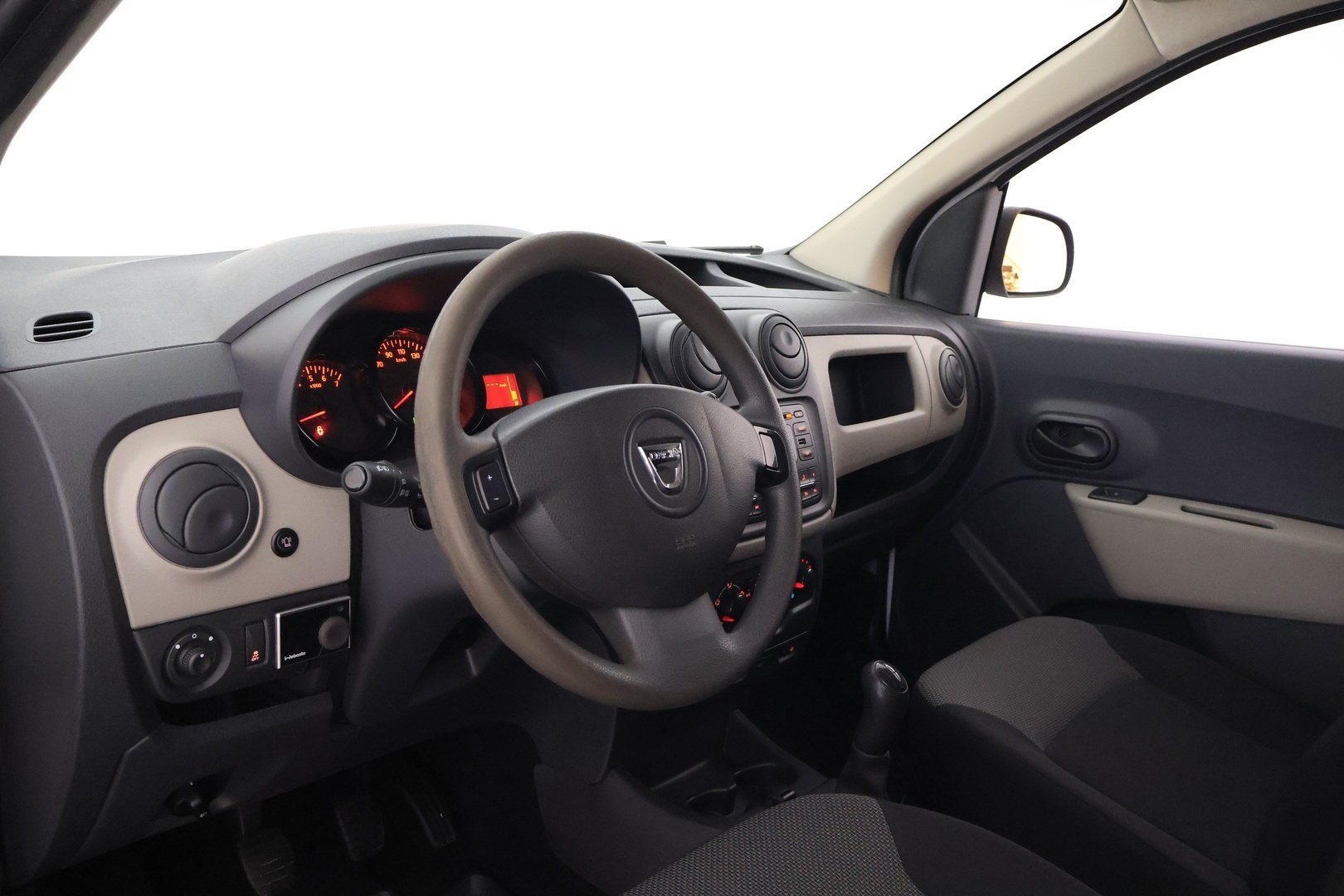 DACIA Dokker Van 2017