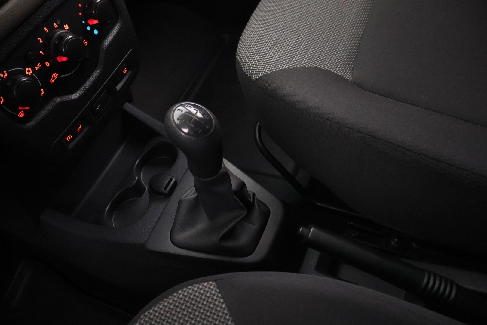 DACIA Dokker Van 2017