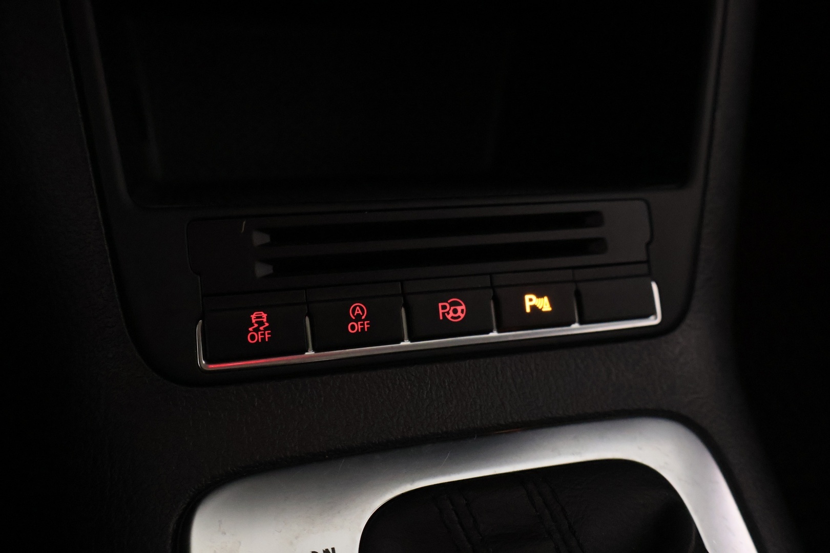 VOLKSWAGEN Tiguan 2012