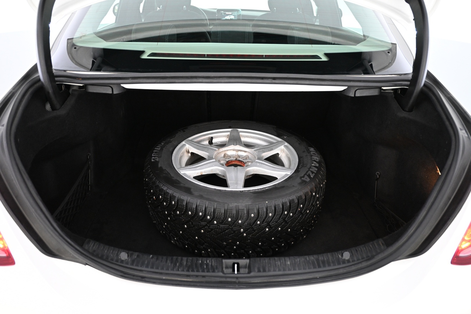 MERCEDES-BENZ C 2018