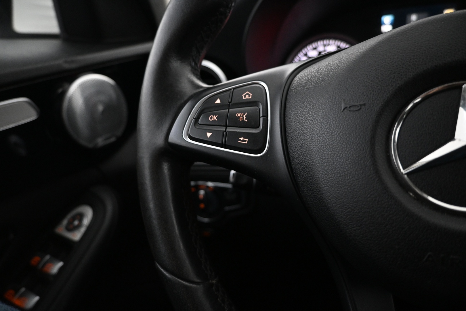 MERCEDES-BENZ C 2018