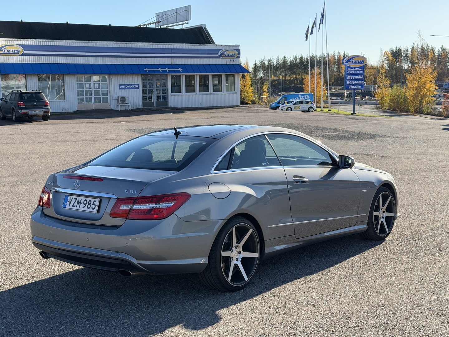 MERCEDES-BENZ E 2009