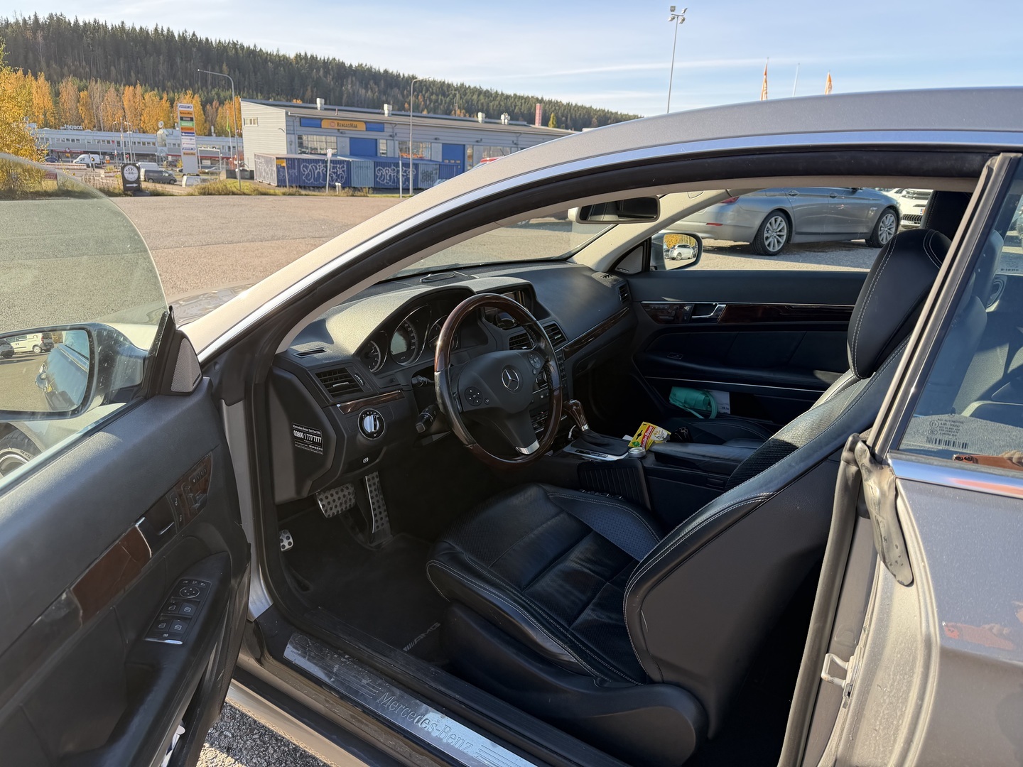 MERCEDES-BENZ E 2009