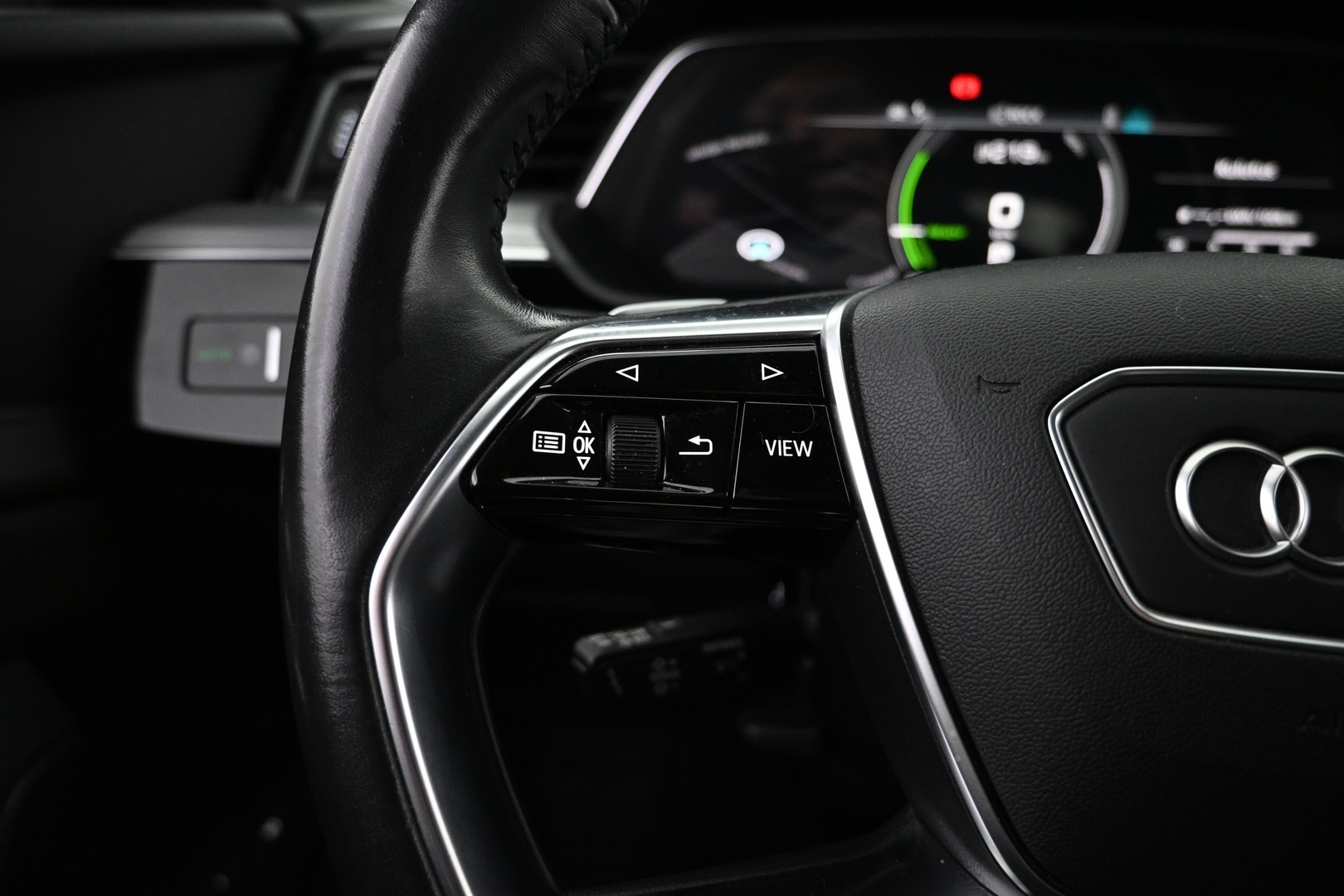 AUDI e-tron 2021