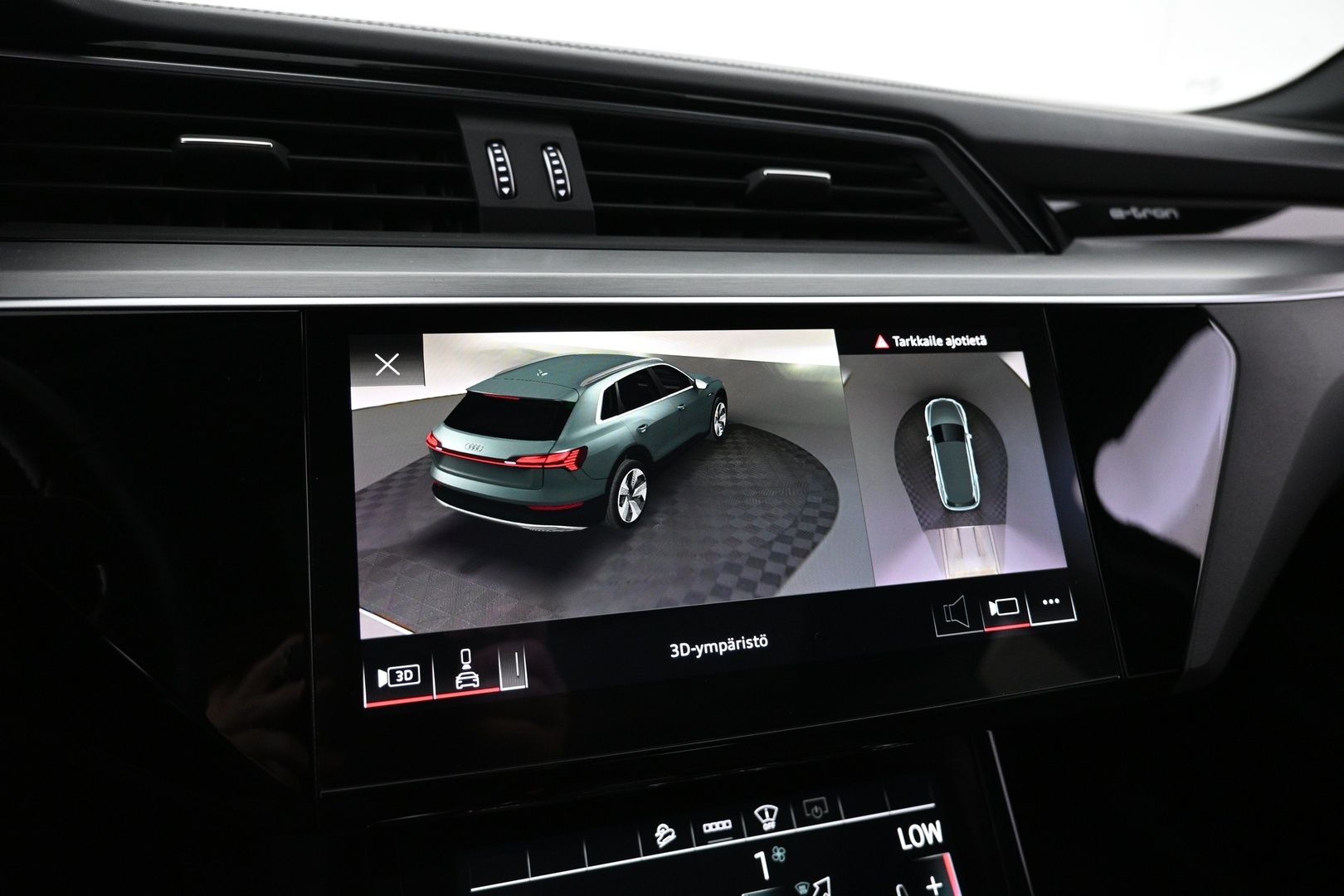 AUDI e-tron 2021