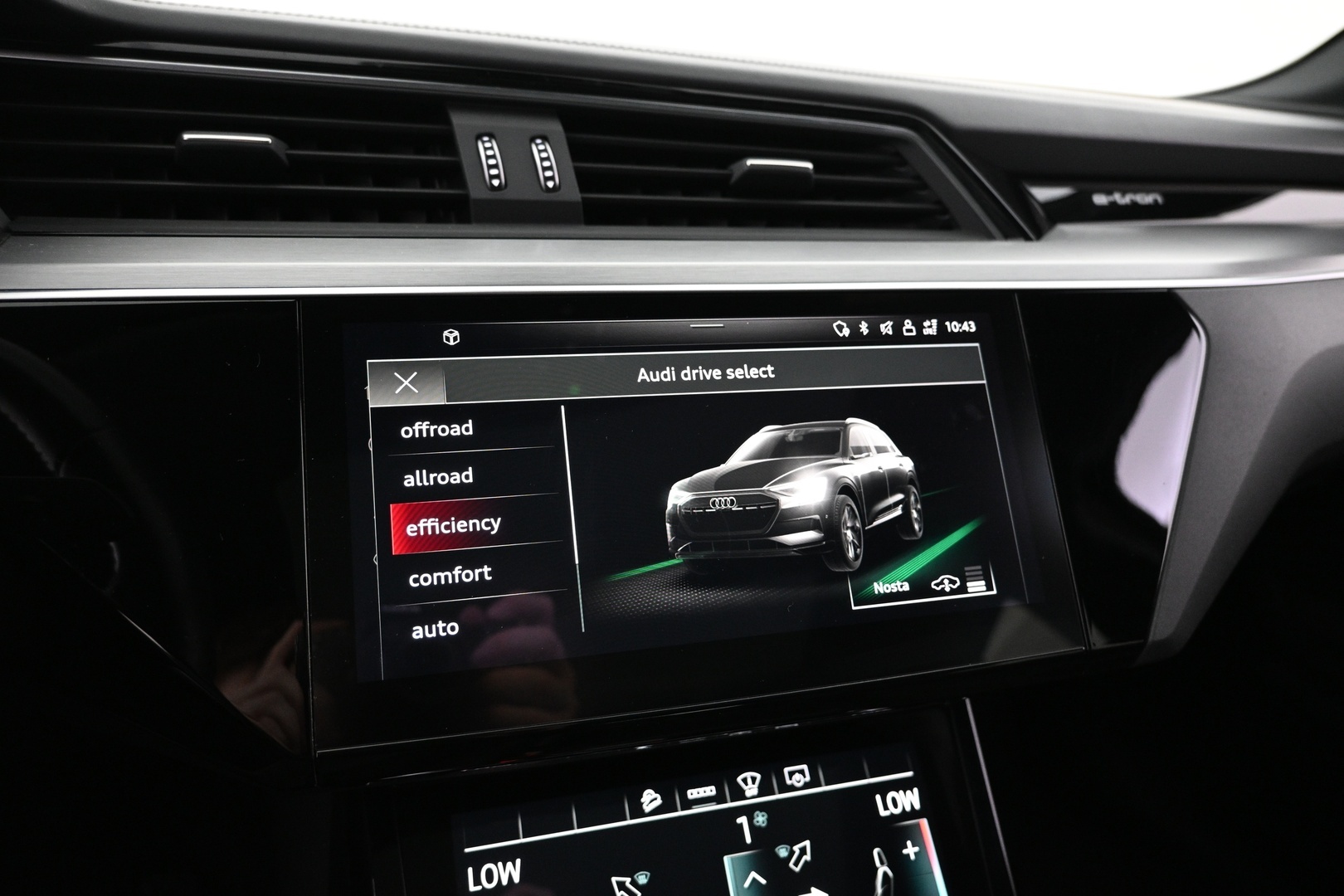 AUDI e-tron 2021