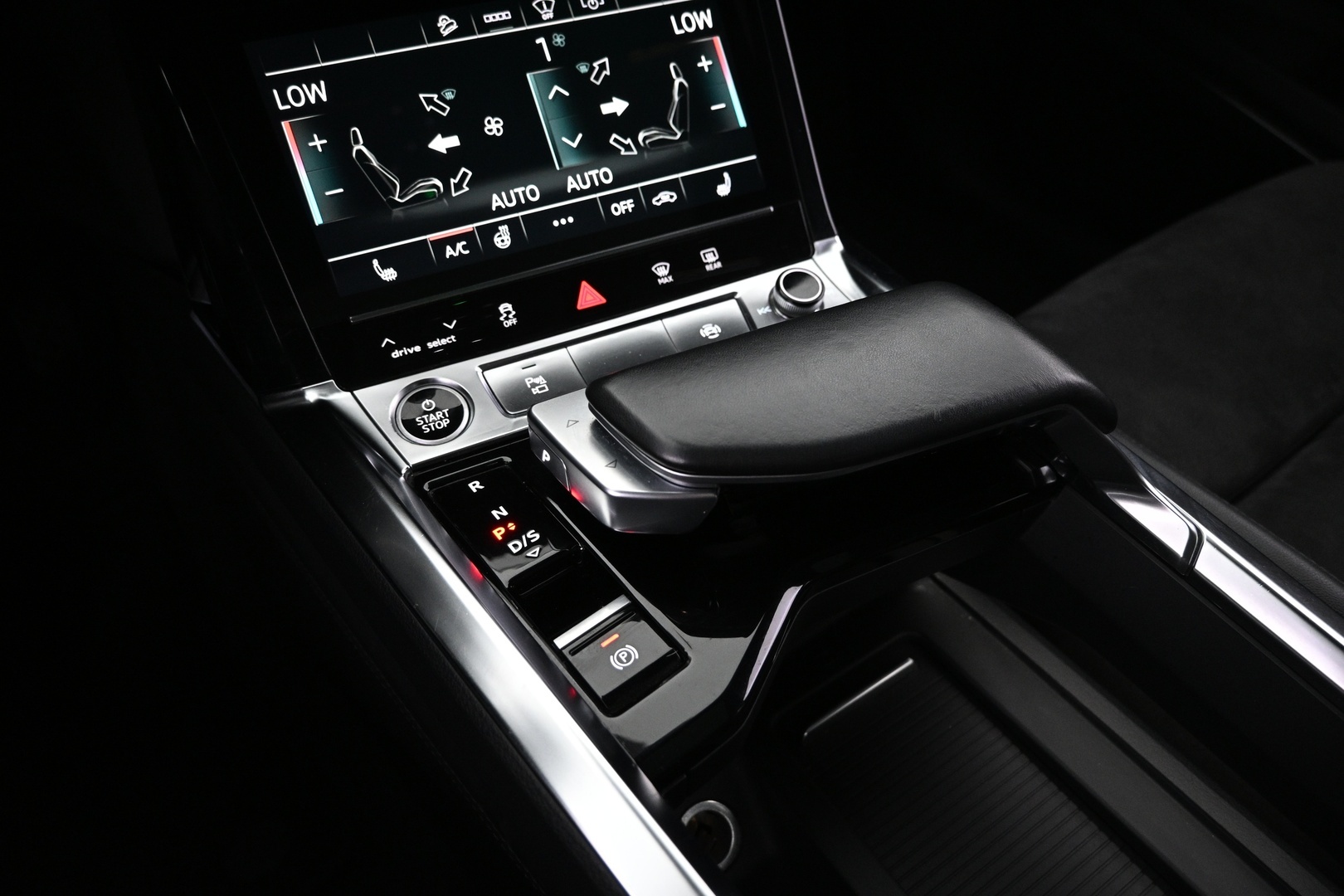 AUDI e-tron 2021