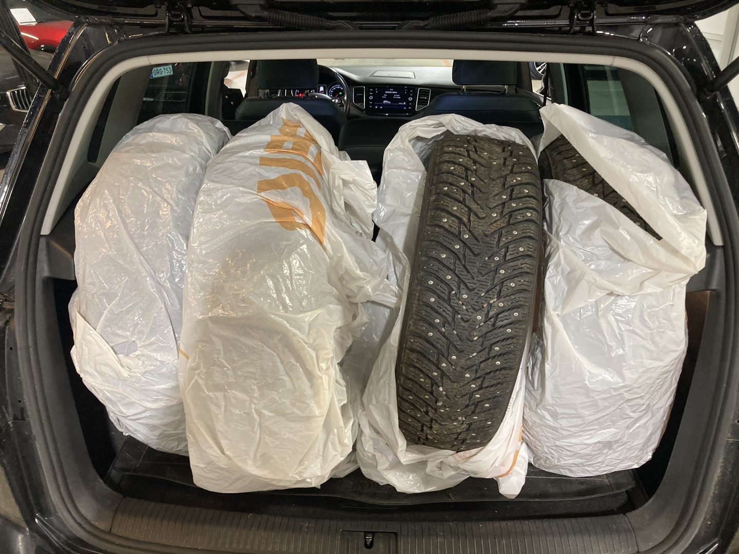 VOLKSWAGEN Golf Sportsvan 2018
