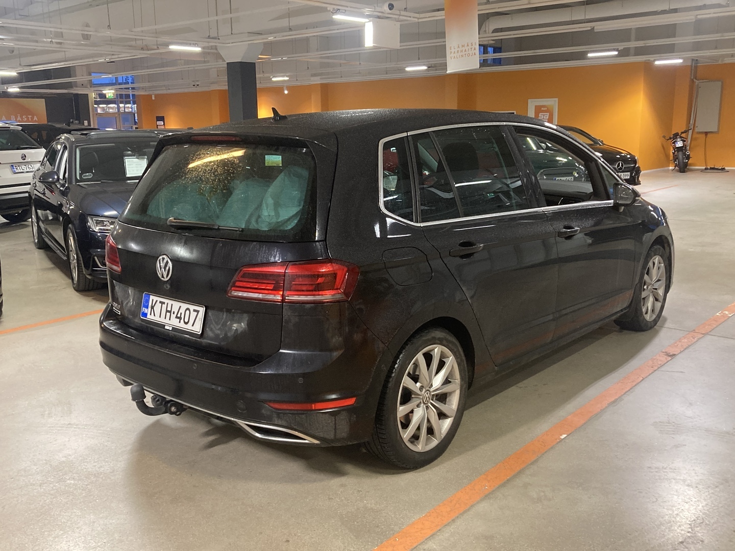 VOLKSWAGEN Golf Sportsvan 2018