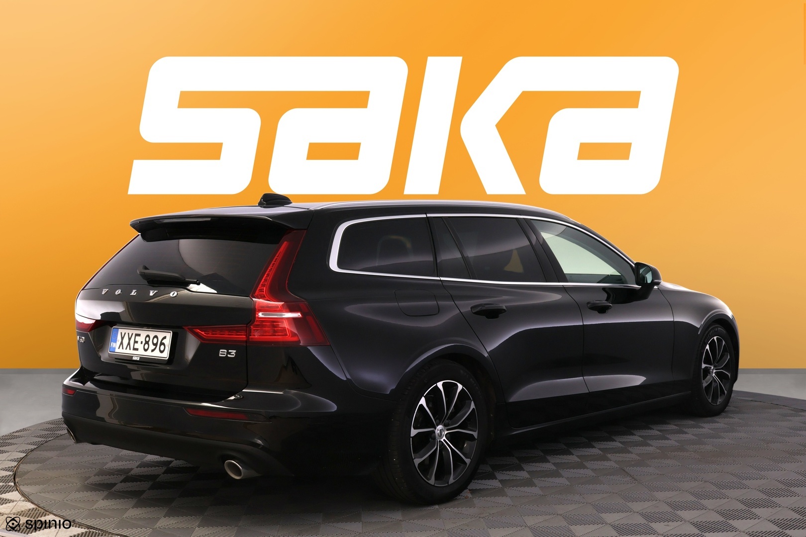 VOLVO V60 2021