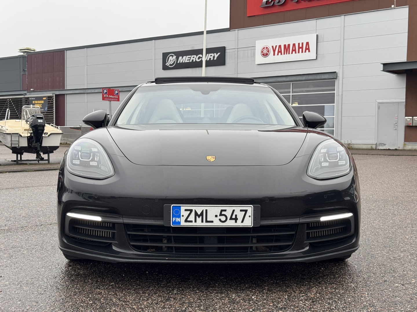 PORSCHE Panamera 2018