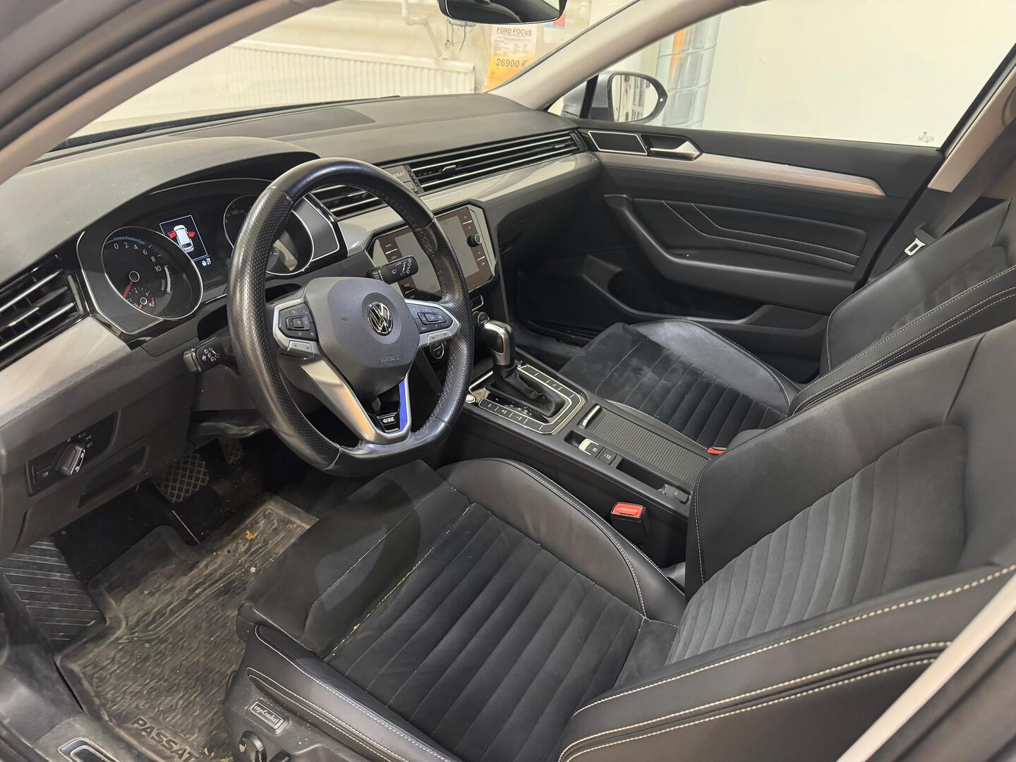 VOLKSWAGEN Passat 2020