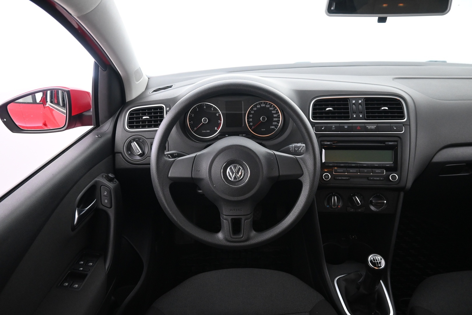 VOLKSWAGEN Polo 2011