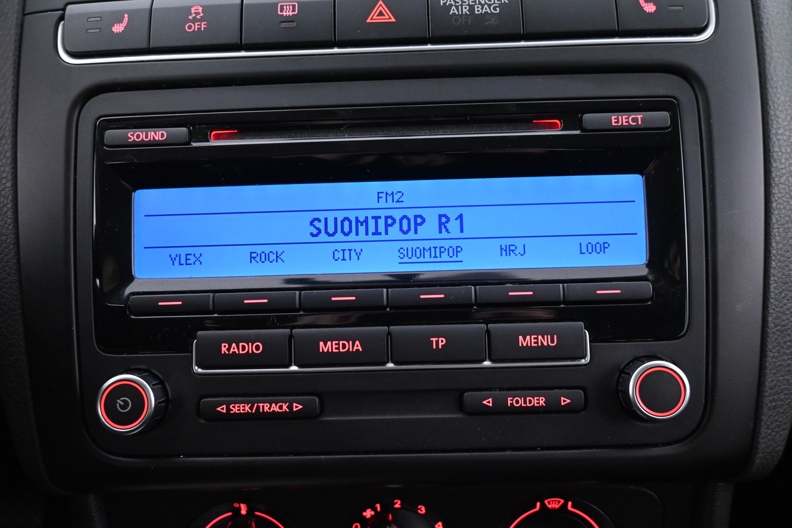 VOLKSWAGEN Polo 2011