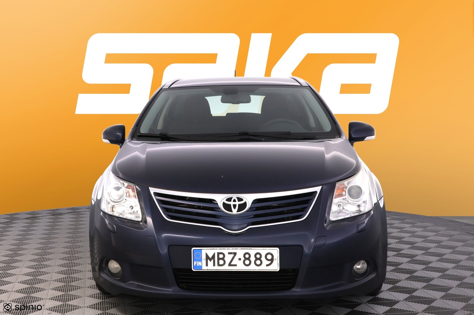 TOYOTA Avensis 2010