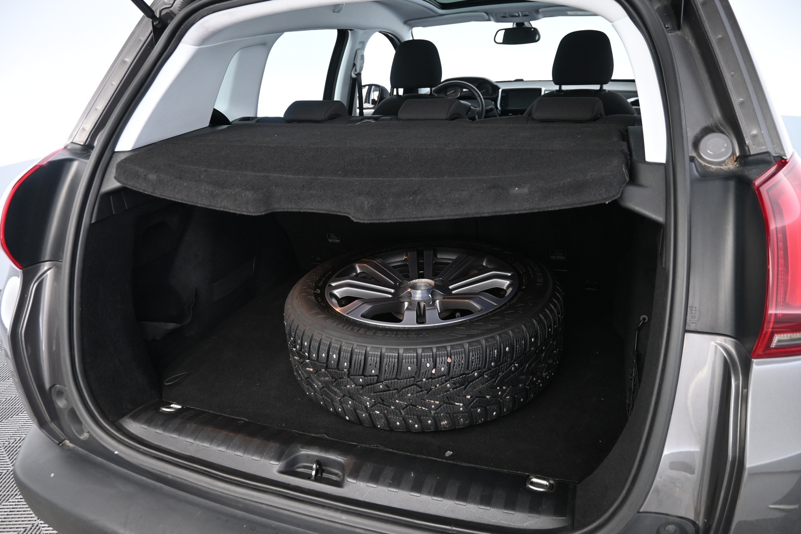PEUGEOT 2008 2016