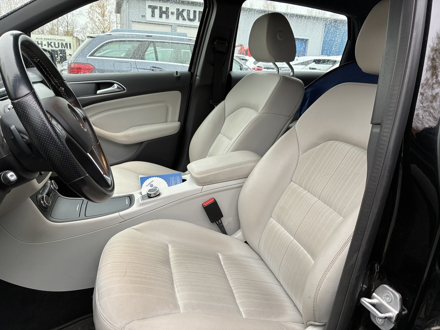 MERCEDES-BENZ B 2014