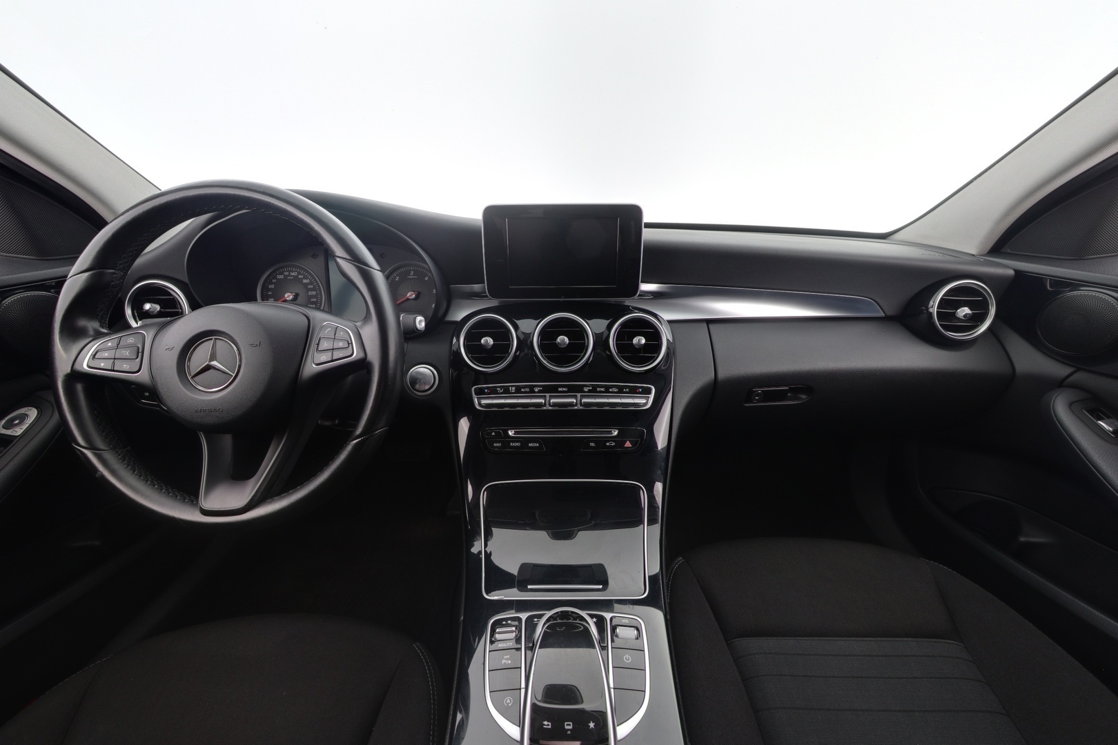 MERCEDES-BENZ C 2016