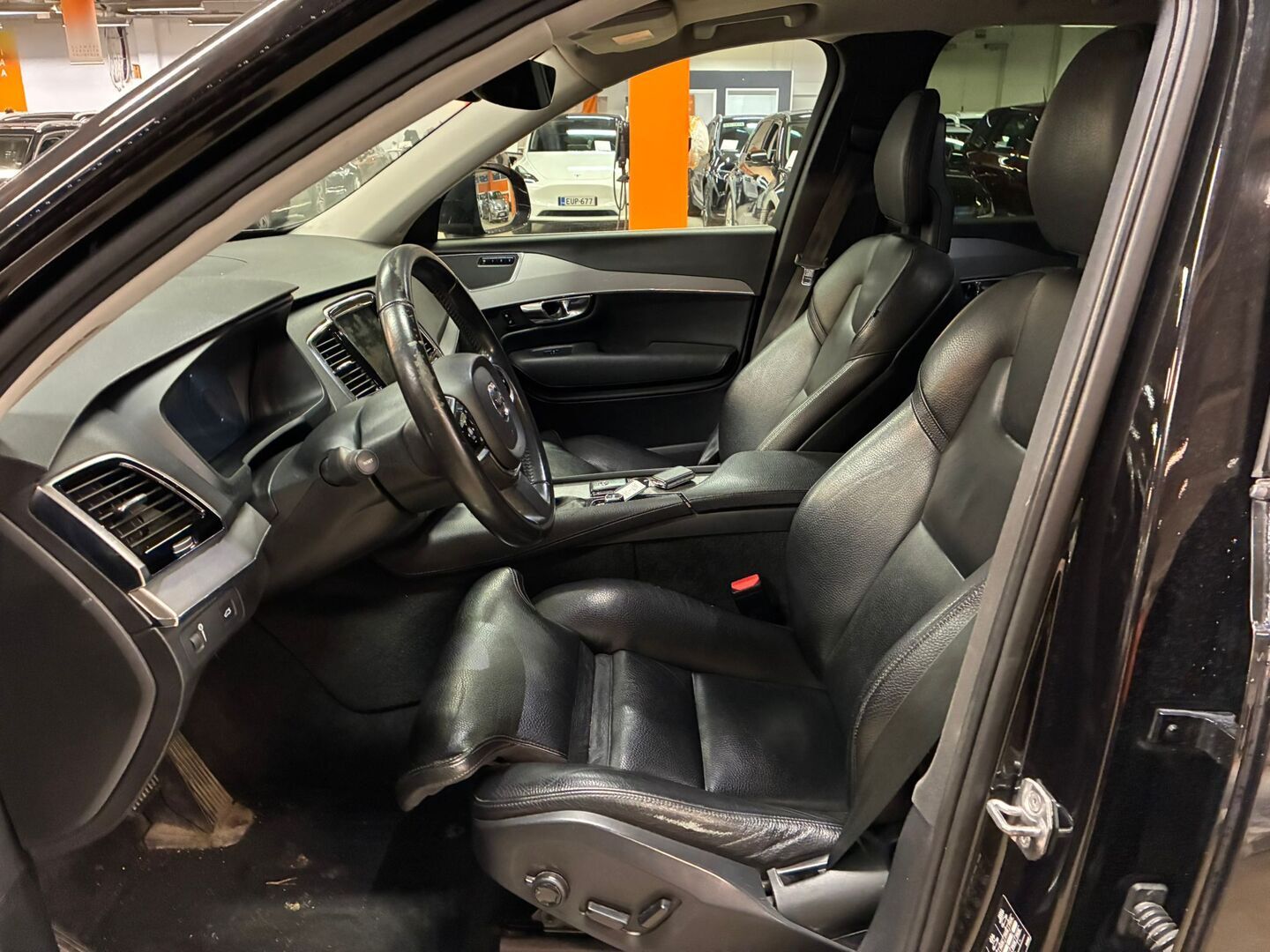 VOLVO XC90 2016
