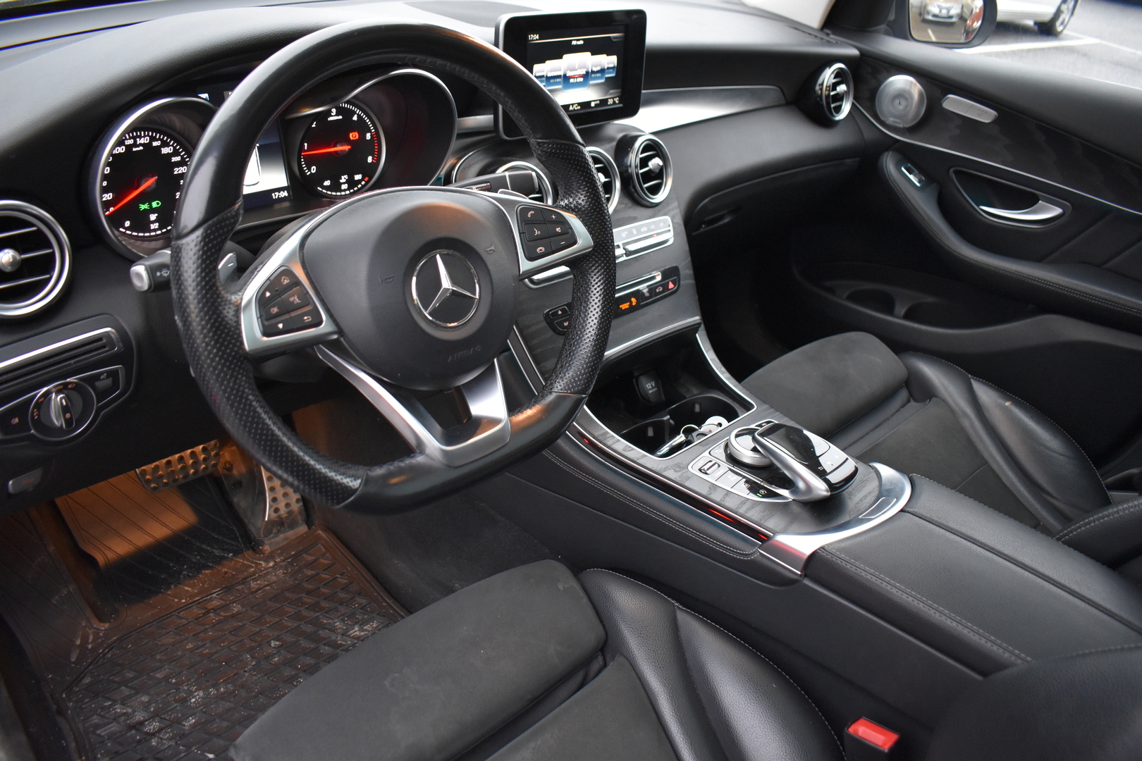 MERCEDES-BENZ GLC 2018