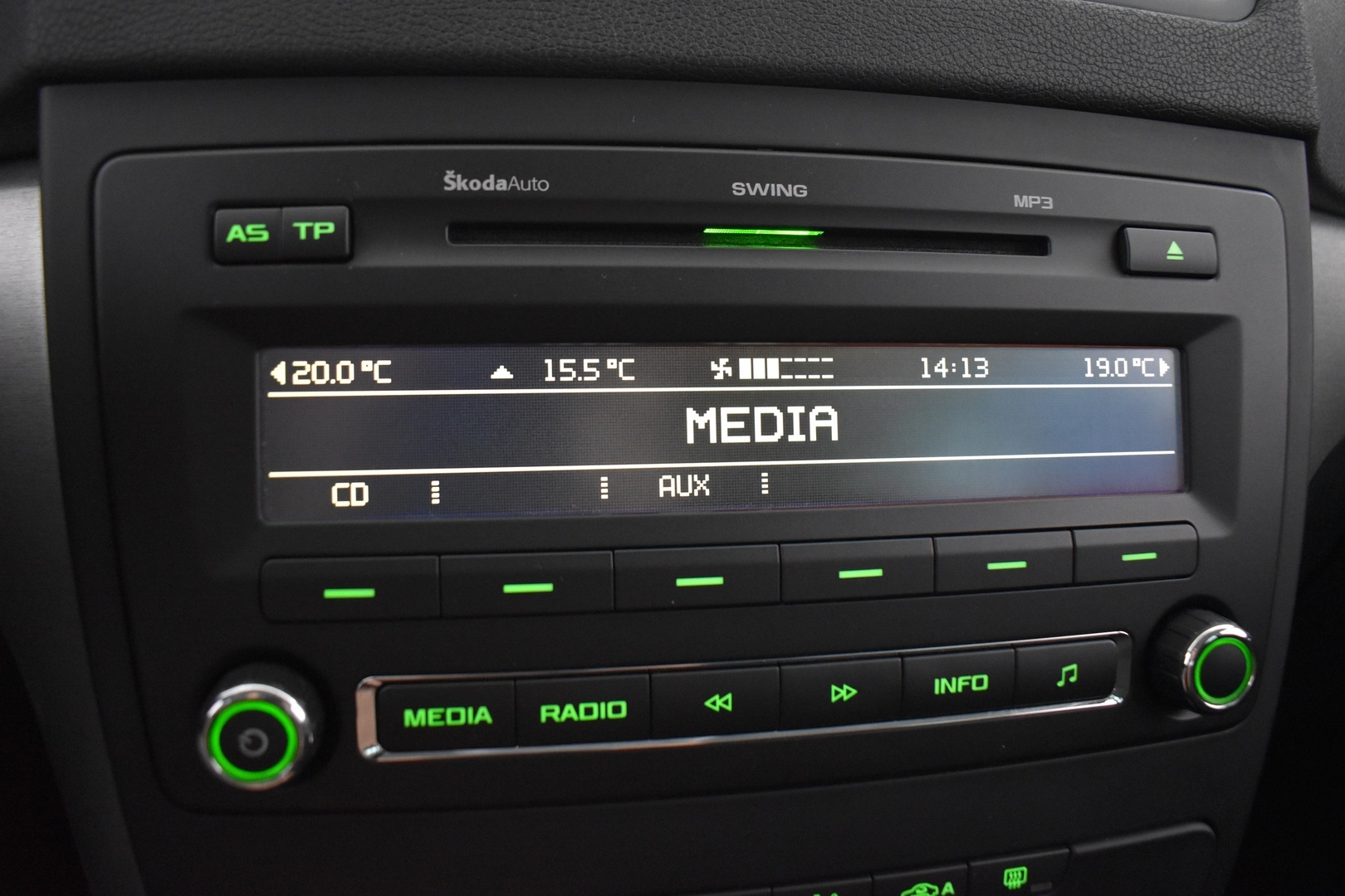 SKODA Yeti 2011