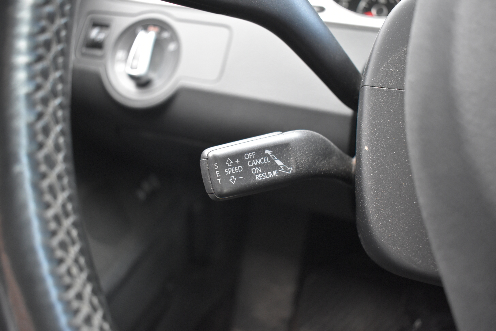 VOLKSWAGEN Passat 2013