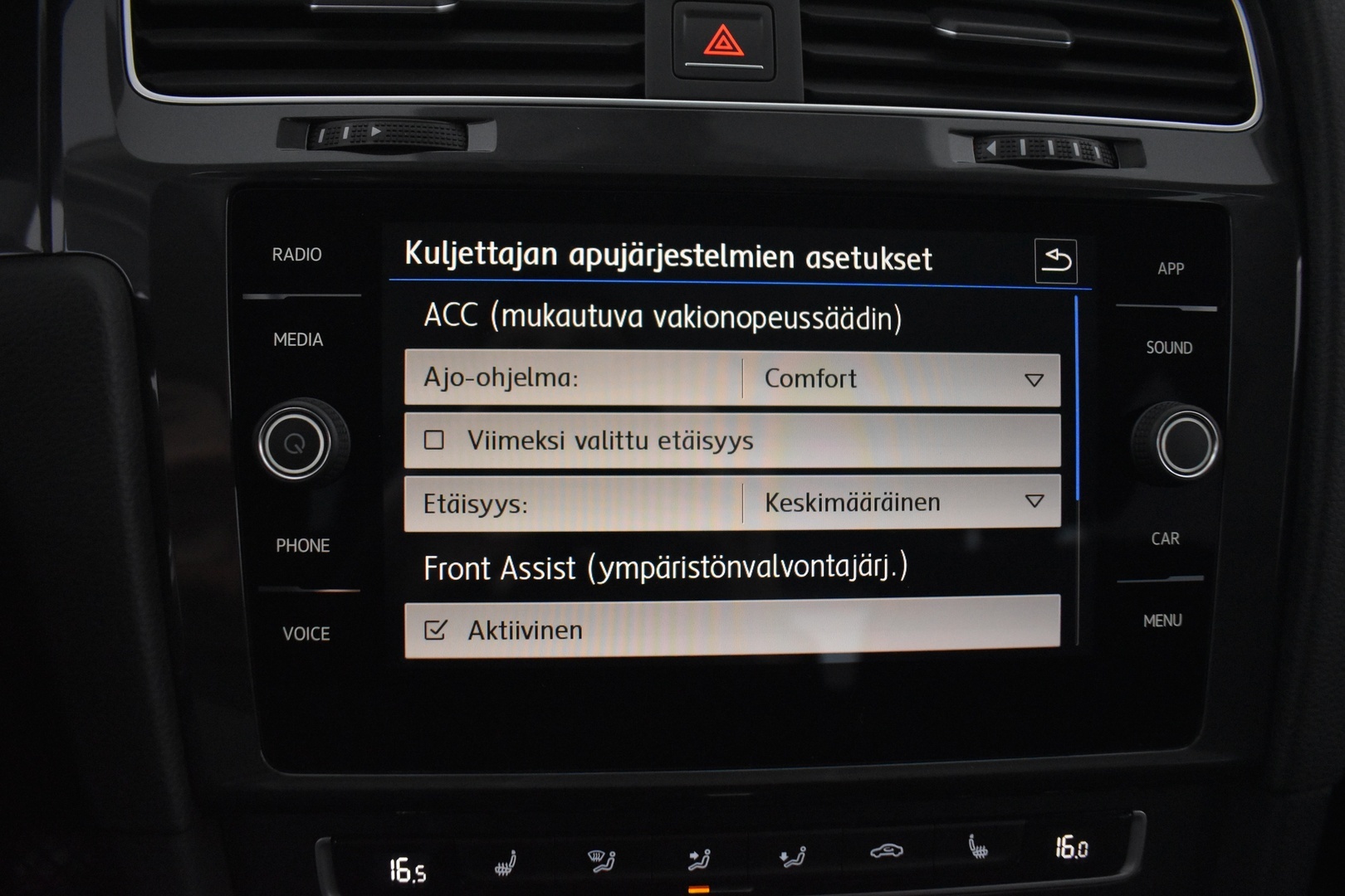 VOLKSWAGEN Golf 2018
