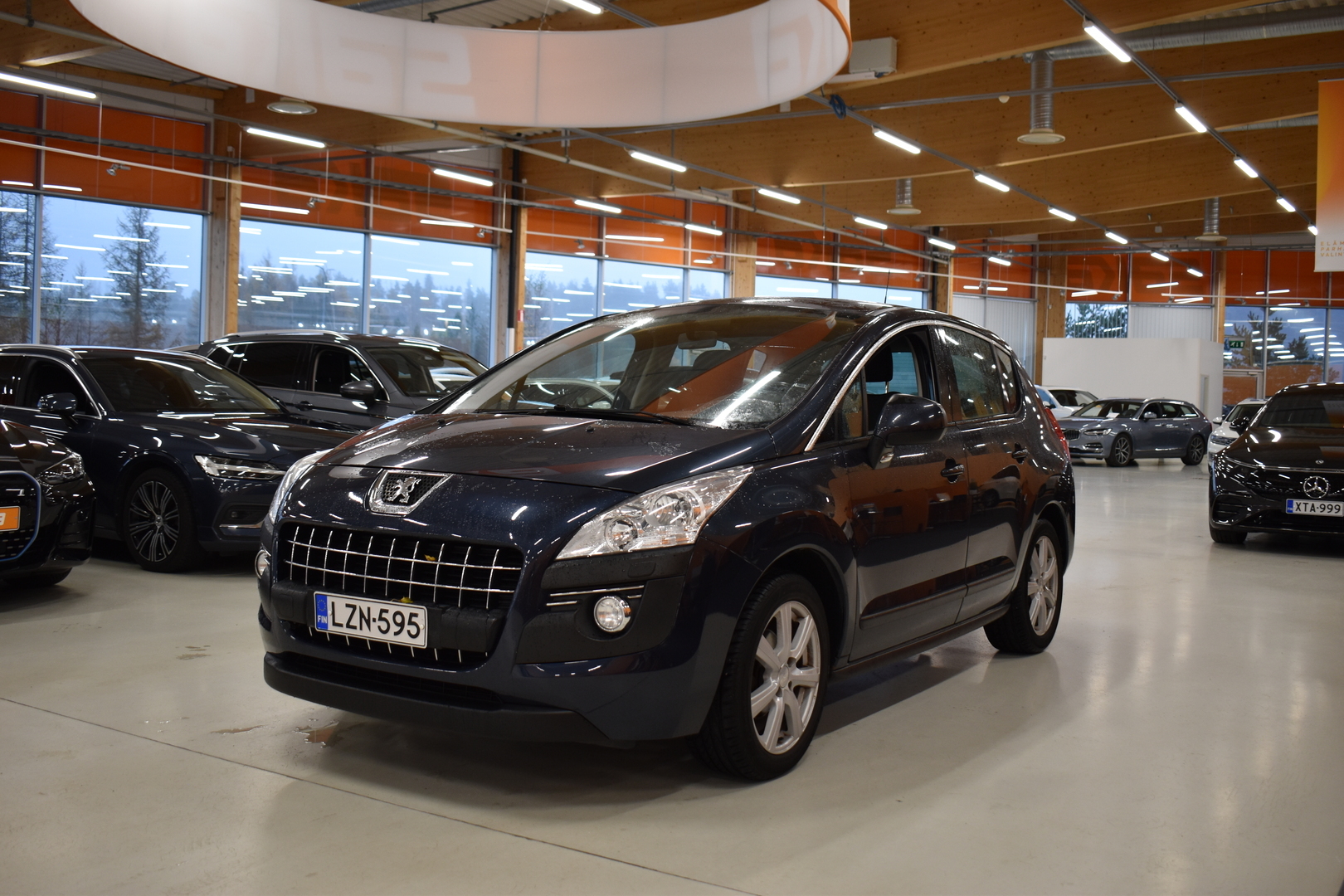PEUGEOT 3008 2012