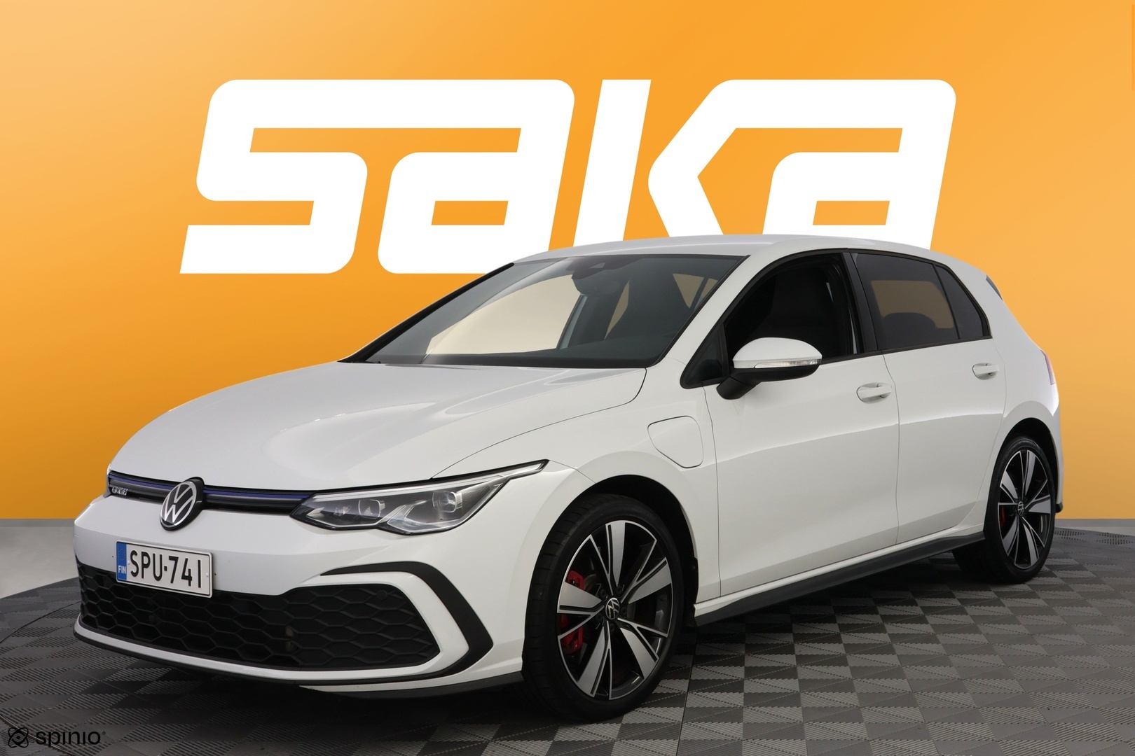 VOLKSWAGEN Golf 2021