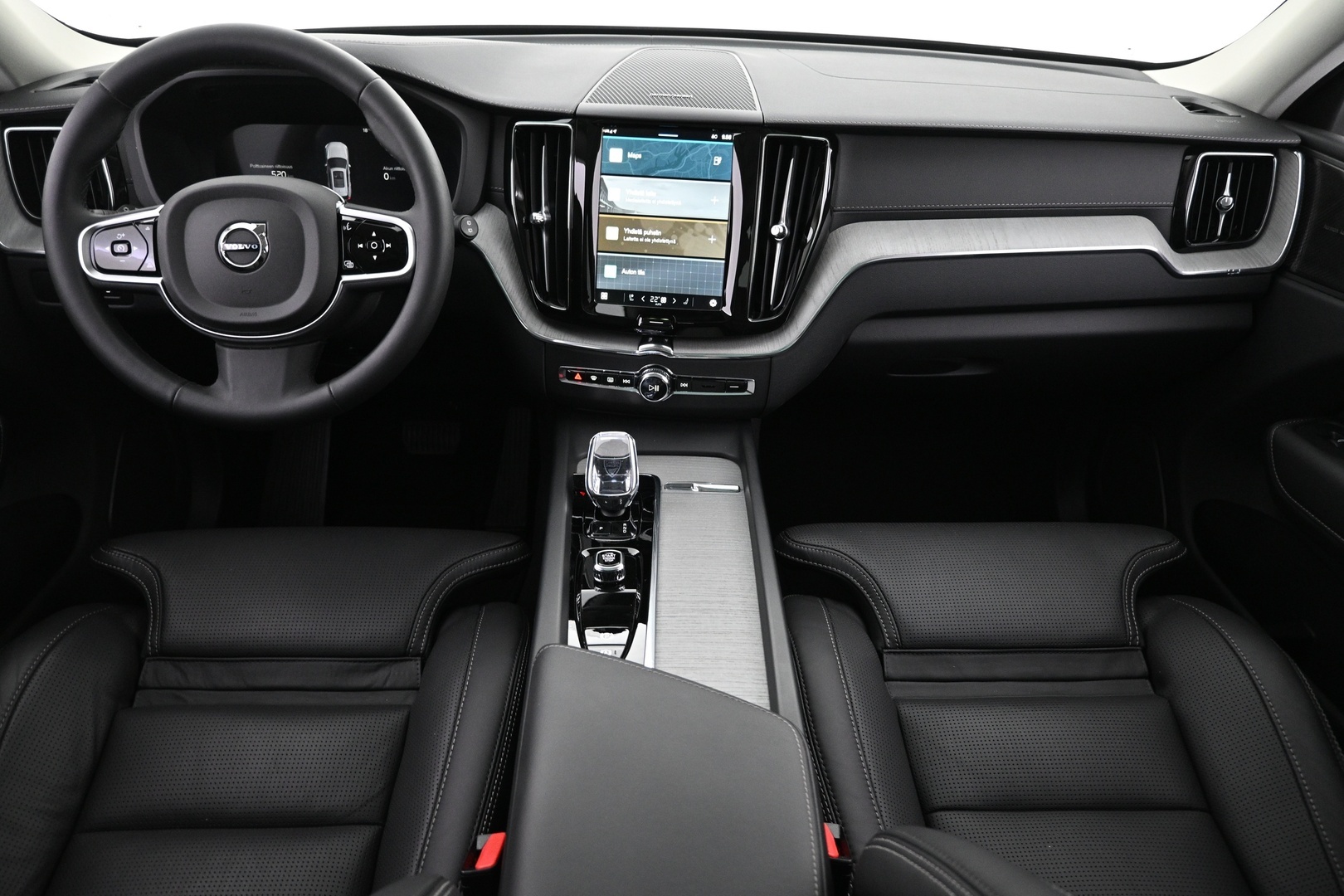 VOLVO XC60 2025